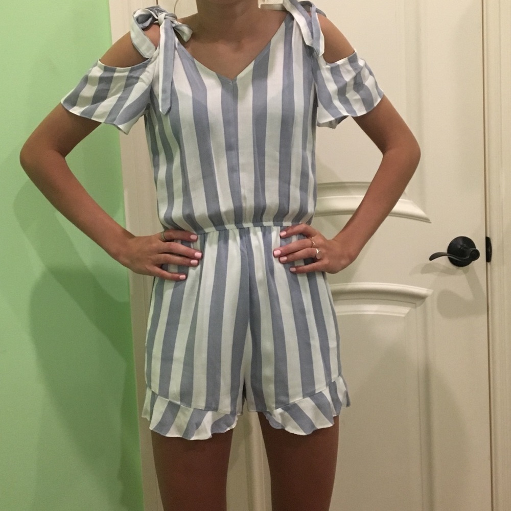 Super cute American Eagle romper!!!